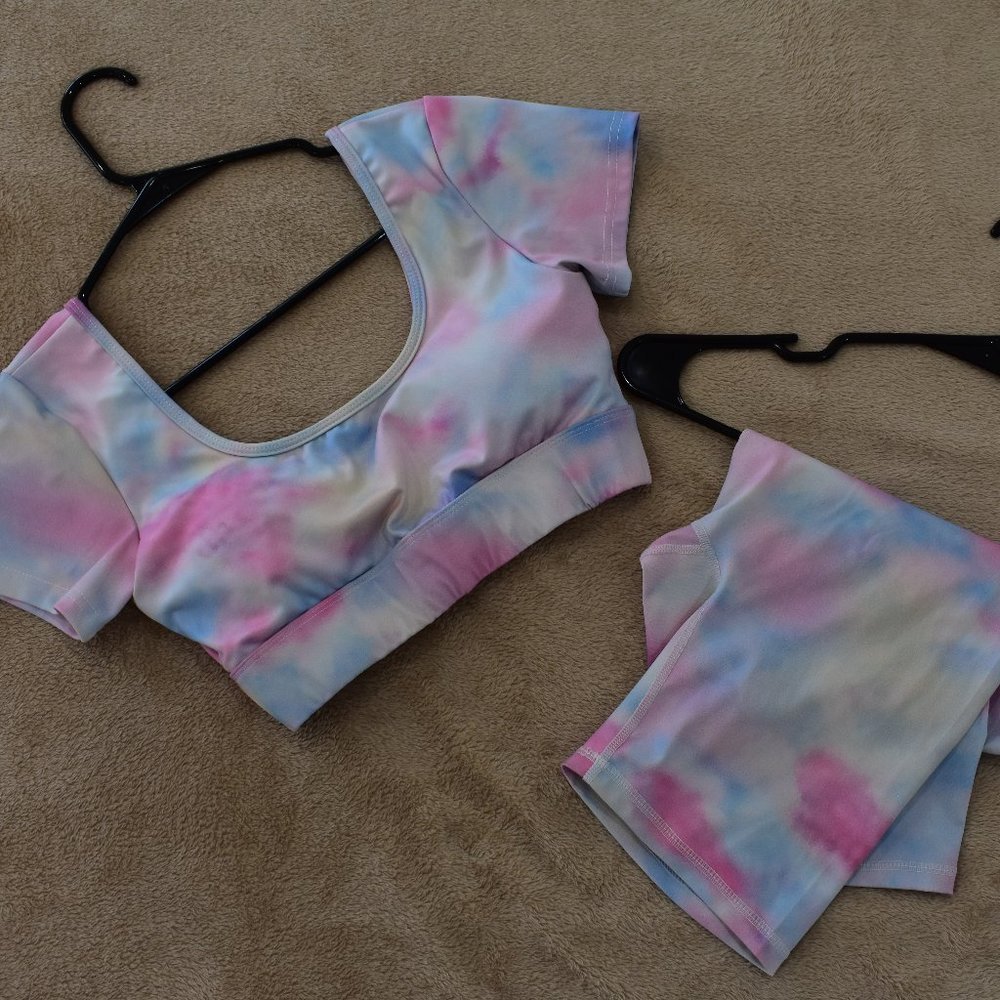 Tie Dye Gym Set - Size Medium